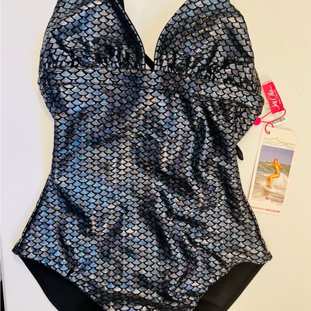 Mi Ola Collectors Brand New One Piece Swimsuit